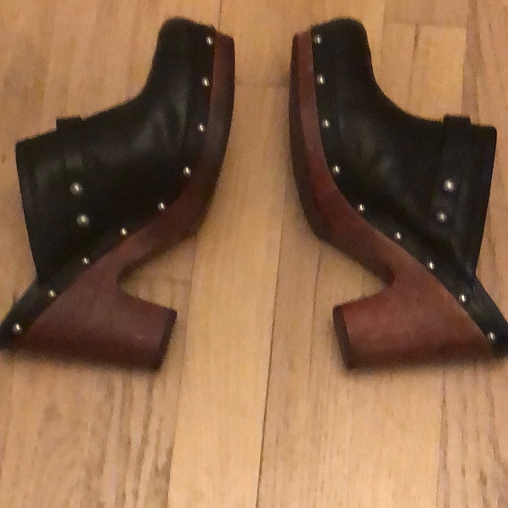 UGG clog mules
